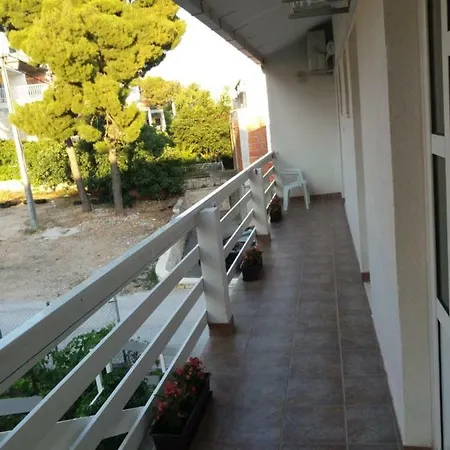 Apartments Boris Omiš Exterior foto